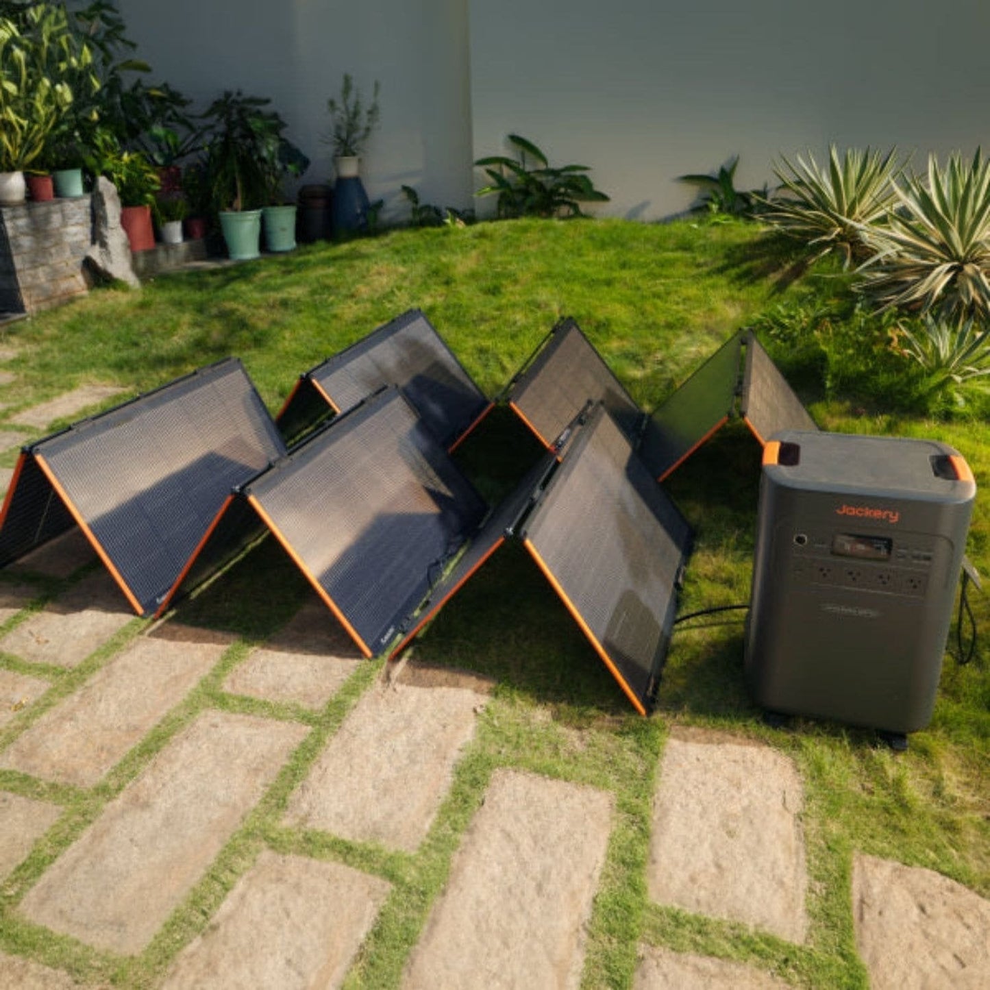 Jackery Explorer 5000 Plus Whole-Home Backup | 5040Wh | 7200W | 4000W Solar Input